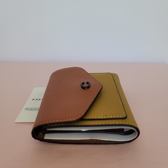 COACH Wyn Colorblocked Crossgrain Leather Small Tri-fold Wallet- Flax Multi🎈$89 - Picture 11 of 16